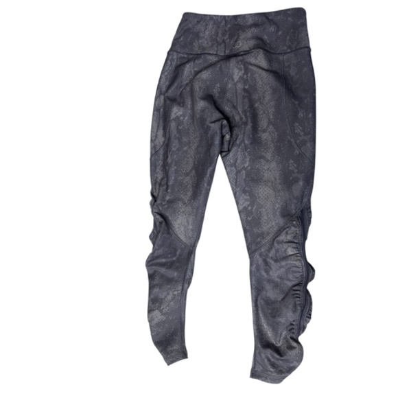 Calia Essential Collection rouched capris sharkpython  leggings Medium gray - Picture 8 of 9